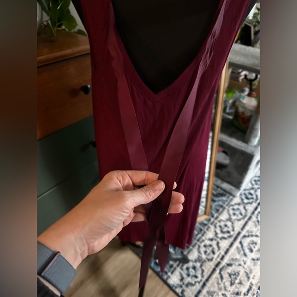 Trixxi Sleeveless Bow Tie Back Tunic with Pockets Medium - Picture 11 of 13